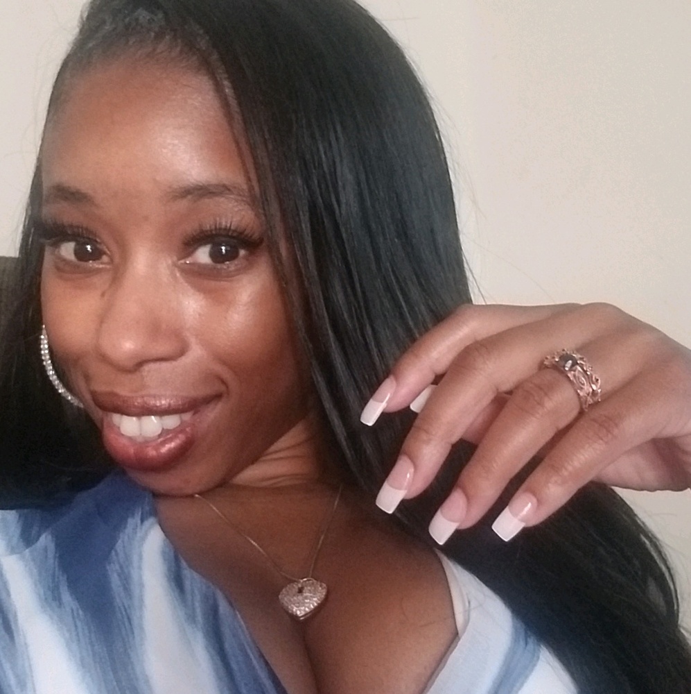 Meet your Posher, Latrelle